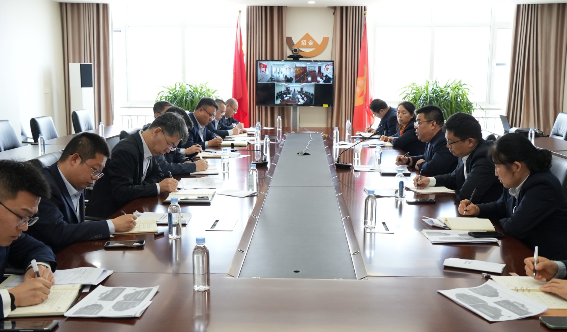 1745225835515062376.jpg 财务条线.jpg